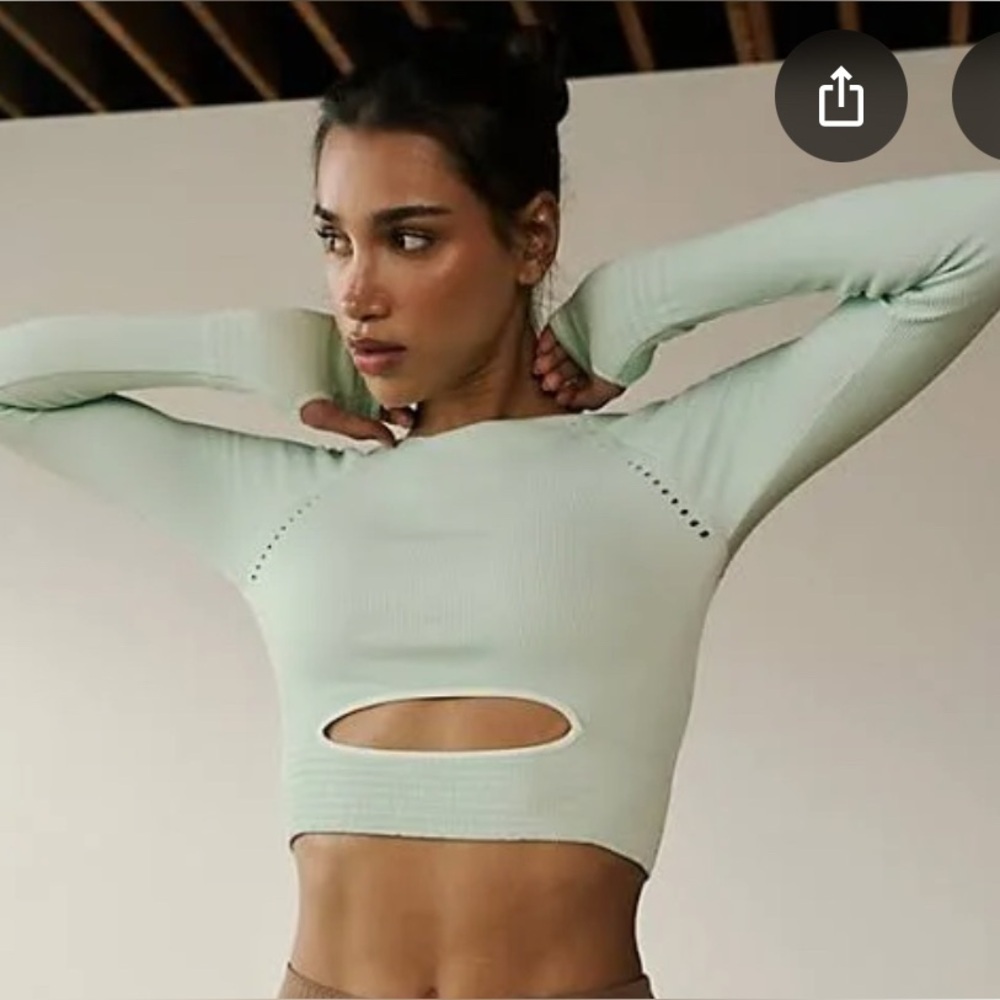 Free People Movement Cut It Out Long Sleeve Crop Top in Mint Green Size XS/S